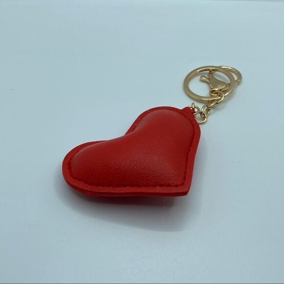 Heart Keychain   - Picture 4 of 4
